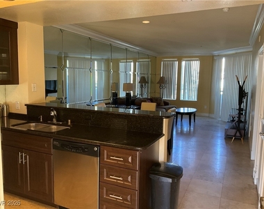 260 E Flamingo Road - Photo Thumbnail 25