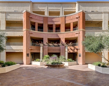 260 E Flamingo Road - Photo Thumbnail 2