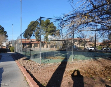 6671 Bubbling Brook Drive - Photo Thumbnail 22