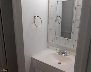 6671 Bubbling Brook Drive - Photo Thumbnail 7