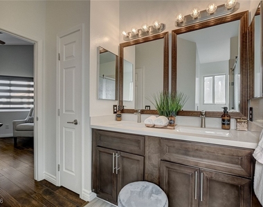 8208 Ogee Drive - Photo Thumbnail 32