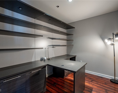 4471 Dean Martin Drive - Photo Thumbnail 11