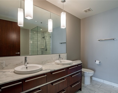 4471 Dean Martin Drive - Photo Thumbnail 19