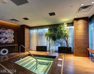 4471 Dean Martin Drive - Photo Thumbnail 29