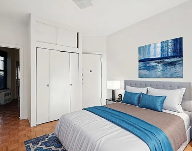 323A East 89th Street - Photo Thumbnail 5
