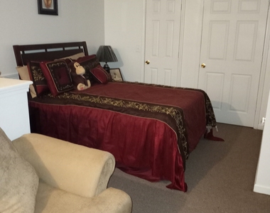 6495 Wellington Chase Court - Photo Thumbnail 12