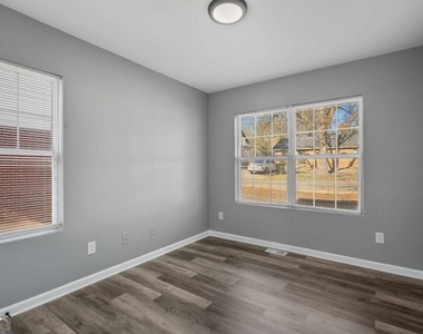 501 Pine Park Street - Photo Thumbnail 11