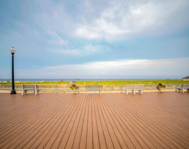 19 Ocean Avenue - Photo Thumbnail 3