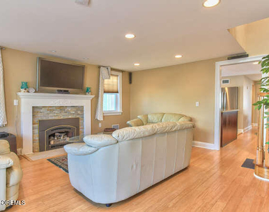 106 Elizabeth Avenue - Photo Thumbnail 3