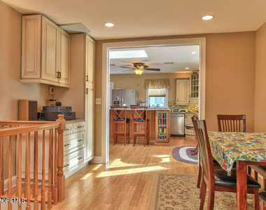 106 Elizabeth Avenue - Photo Thumbnail 9