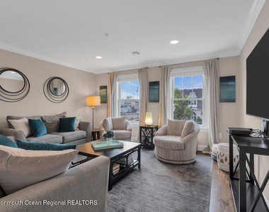 308 Morris Avenue - Photo Thumbnail 14