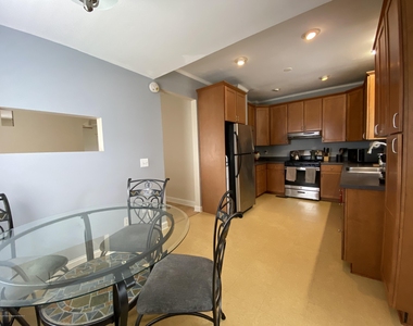 1213 4th Avenue - Photo Thumbnail 8