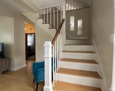 1213 4th Avenue - Photo Thumbnail 11
