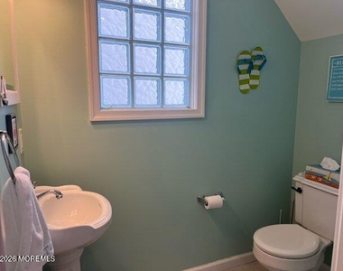 119 Randall Avenue - Photo Thumbnail 8