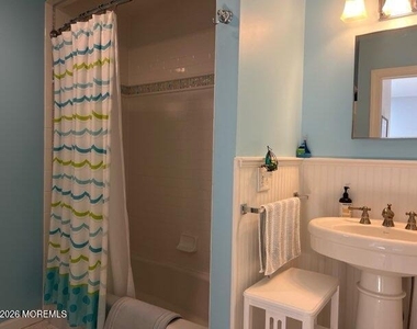 119 Randall Avenue - Photo Thumbnail 16
