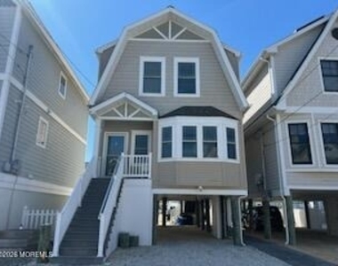 119 Randall Avenue - Photo Thumbnail 26