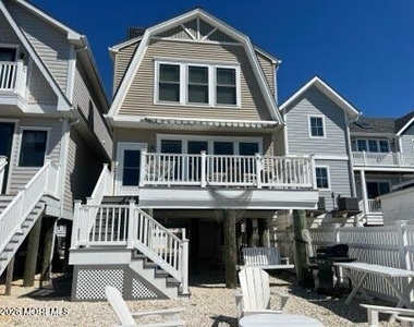 119 Randall Avenue - Photo Thumbnail 22