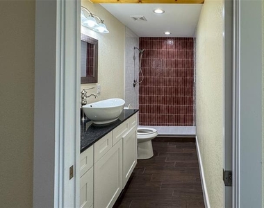 1228 Kennie Drive - Photo Thumbnail 22