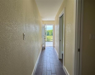 1228 Kennie Drive - Photo Thumbnail 29