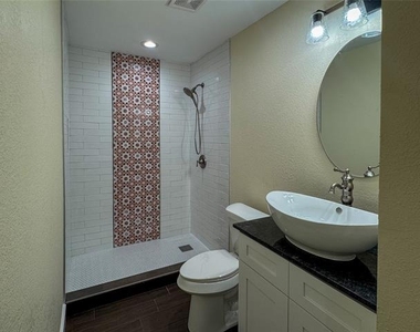 1228 Kennie Drive - Photo Thumbnail 21