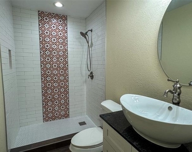 1228 Kennie Drive - Photo Thumbnail 28