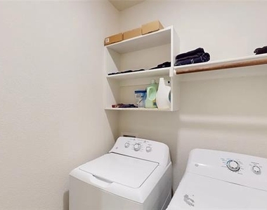 4950 Parrington Drive - Photo Thumbnail 21