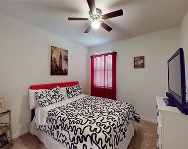 4950 Parrington Drive - Photo Thumbnail 14