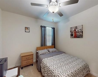 4950 Parrington Drive - Photo Thumbnail 19