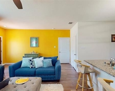 4950 Parrington Drive - Photo Thumbnail 5