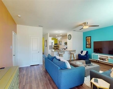 4950 Parrington Drive - Photo Thumbnail 2