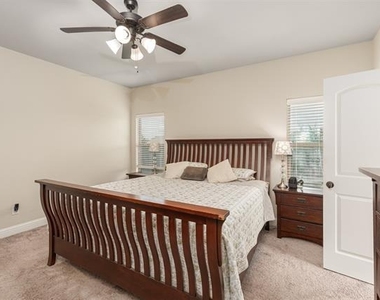 627 Redwood Drive - Photo Thumbnail 17