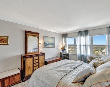 2100 S Ocean Drive - Photo Thumbnail 30