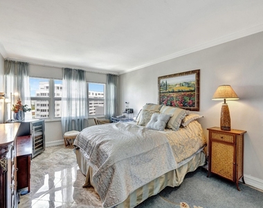 2100 S Ocean Drive - Photo Thumbnail 28