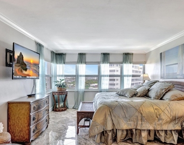 2100 S Ocean Drive - Photo Thumbnail 18