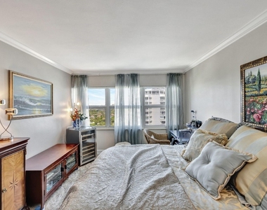 2100 S Ocean Drive - Photo Thumbnail 29