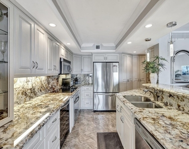 2100 S Ocean Drive - Photo Thumbnail 9