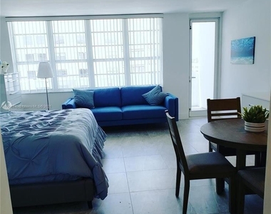 100 Lincoln Road - Photo Thumbnail 5
