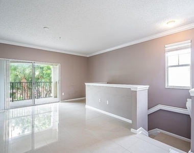 5840 W Sample Road - Photo Thumbnail 8
