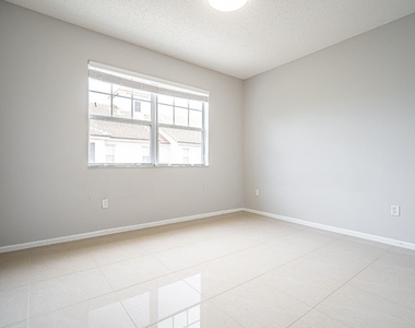 5840 W Sample Road - Photo Thumbnail 15