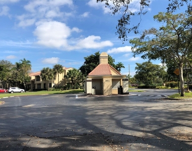 651 Lyons Road - Photo Thumbnail 2