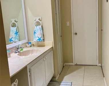 1541 S Ocean Boulevard - Photo Thumbnail 4