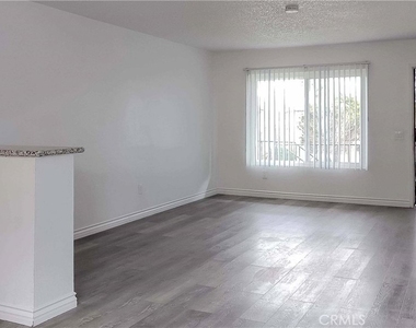 1724 Crofton Lane - Photo Thumbnail 9