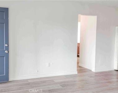 1724 Crofton Lane - Photo Thumbnail 3