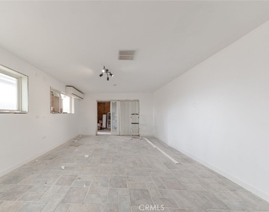 16822 Glenfall Avenue - Photo Thumbnail 32