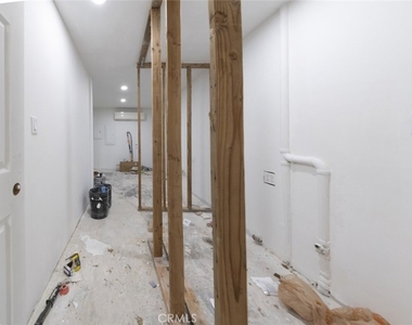 16822 Glenfall Avenue - Photo Thumbnail 48