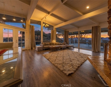 16822 Glenfall Avenue - Photo Thumbnail 2