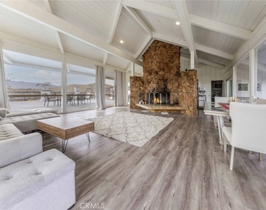 16822 Glenfall Avenue - Photo Thumbnail 10