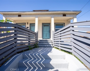 345 N Occidental Boulevard - Photo Thumbnail 19