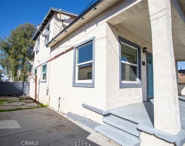 345 N Occidental Boulevard - Photo Thumbnail 20