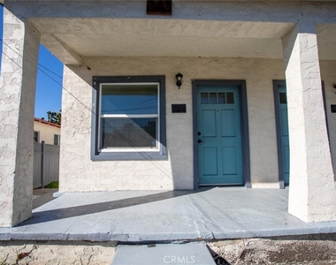 345 N Occidental Boulevard - Photo Thumbnail 21
